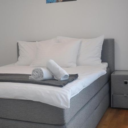 4 Beds And More Vienna Apartments - Contactless Check-In Extérieur photo